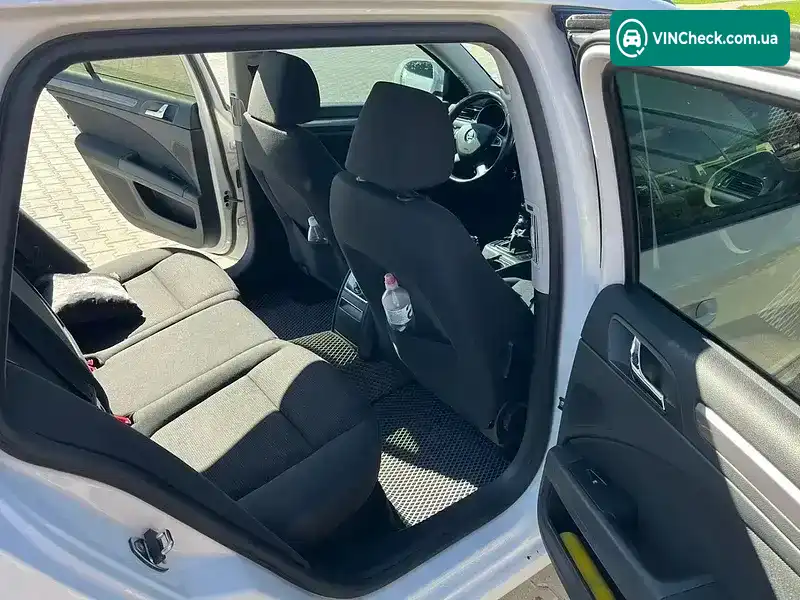 Skoda Superb 2014, фото з оголошення 1 з 19, VIN TMBJJ73T8E9035727