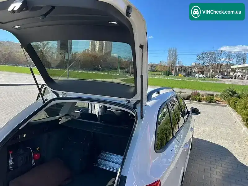 Skoda Superb 2014, фото з оголошення 2 з 19, VIN TMBJJ73T8E9035727