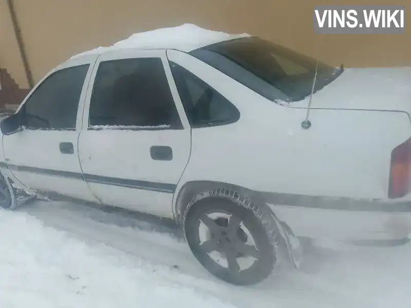 Opel Vectra 1989, фото з оголошення 2 з 15, VIN W0L000087K1065101