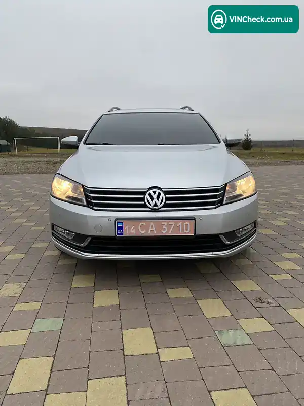 Volkswagen Passat 2012, фото з оголошення 1 з 20, VIN WVWZZZ3CZDE001197