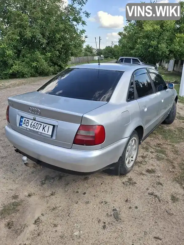 Audi A4 1997, фото з оголошення 2 з 5, VIN WAUZZZ8DZVA258137