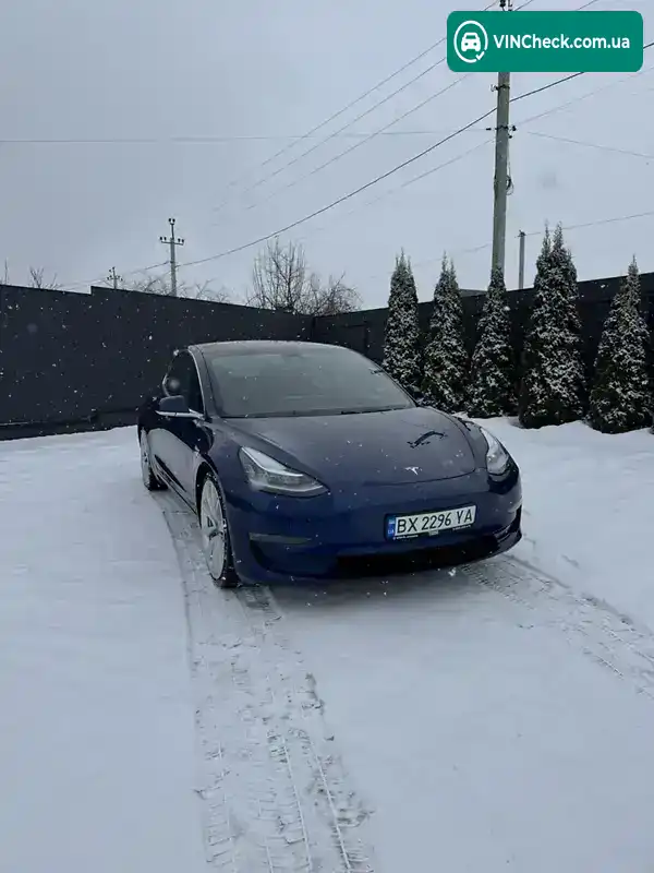 Tesla Model 3 2018, фото з оголошення 2 з 21, VIN 5YJ3E1EB2JF083920