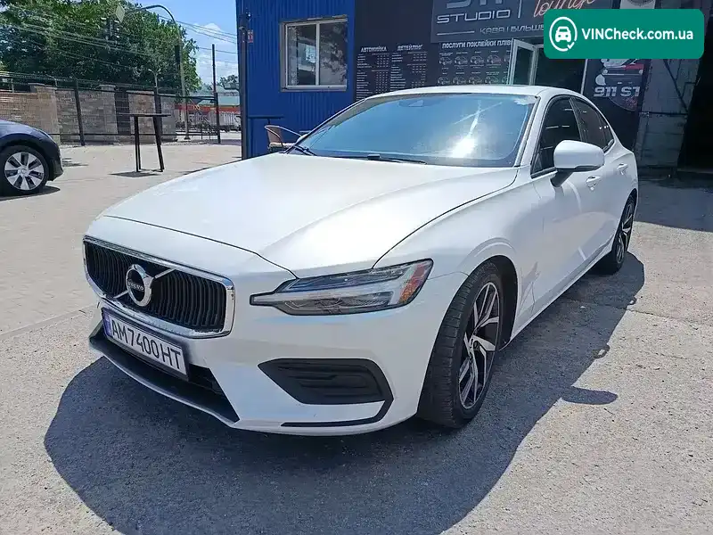 Volvo S60 2019, фото з оголошення 1 з 12, VIN 7JR102FK8KG008268