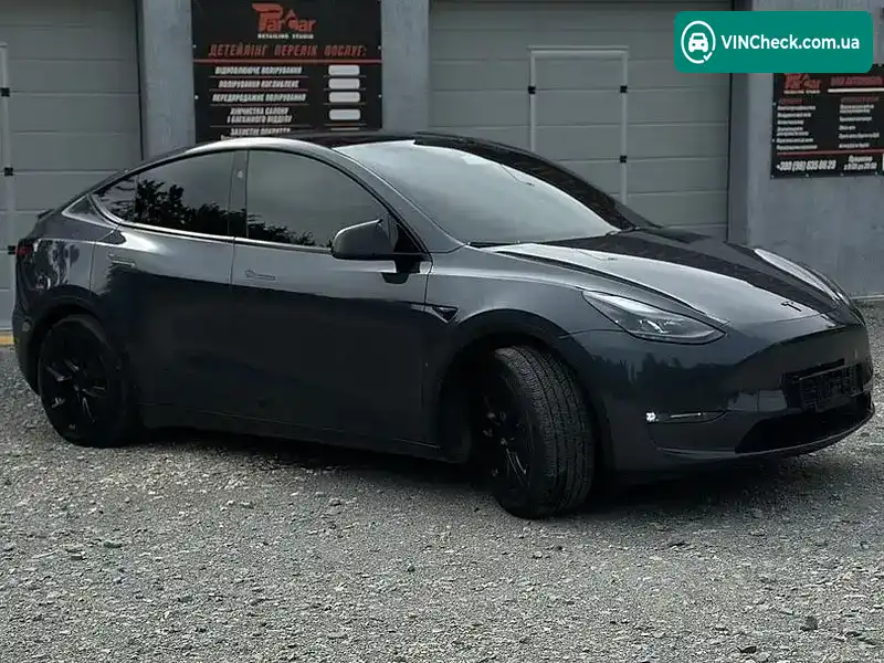 Tesla Model Y 2023, фото з оголошення 2 з 20, VIN 7SAYGAEE3PF970917