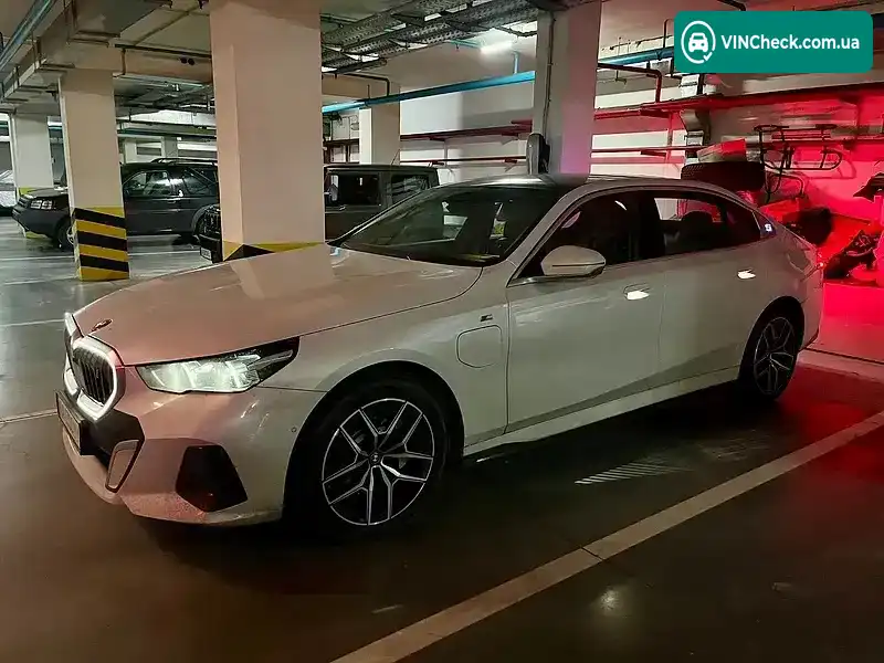 BMW i5 2024, фото з оголошення 1 з 7, VIN LBV51FM02RSE49259