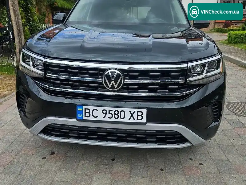 Volkswagen Atlas 2021, фото з оголошення 2 з 20, VIN 1V2JR2CA4MC594332