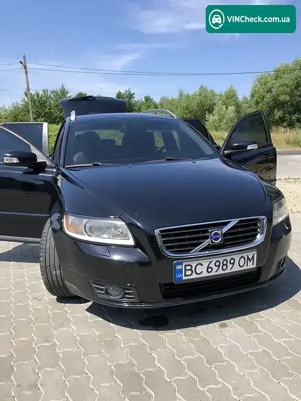 Volvo V50 2007, фото з оголошення 1 з 20, VIN YV1MW755182406928