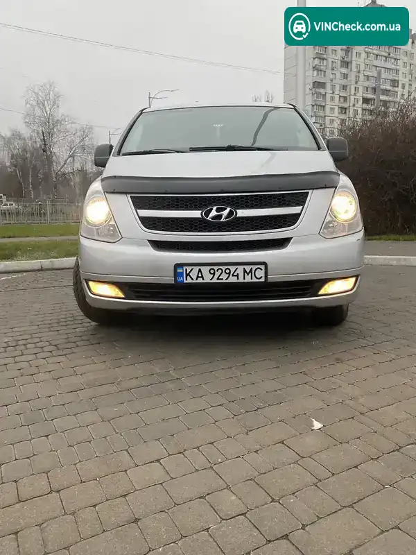 Hyundai H-1 2008, фото з оголошення 2 з 21, VIN KMHWH81JP8U084447
