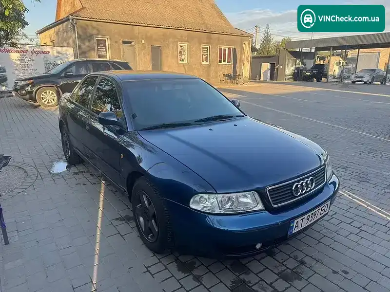 Audi A4 1998, фото з оголошення 2 з 16, VIN WAUZZZ8DZWA240949