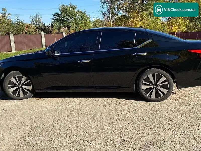 Nissan Altima 2018, фото з оголошення 2 з 12, VIN 1N4BL4EV2KN312683