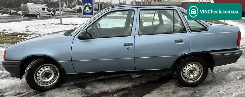 Opel Kadett 1990, фото з оголошення 2 з 12, VIN W0L000039L5145432