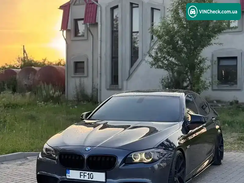 BMW 5 Series 2012, фото з оголошення 2 з 17, VIN WBAFR7C54DC819028