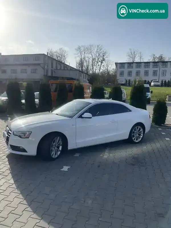 Audi A5 2012, фото з оголошення 2 з 13, VIN WAULFAFRXDA000981