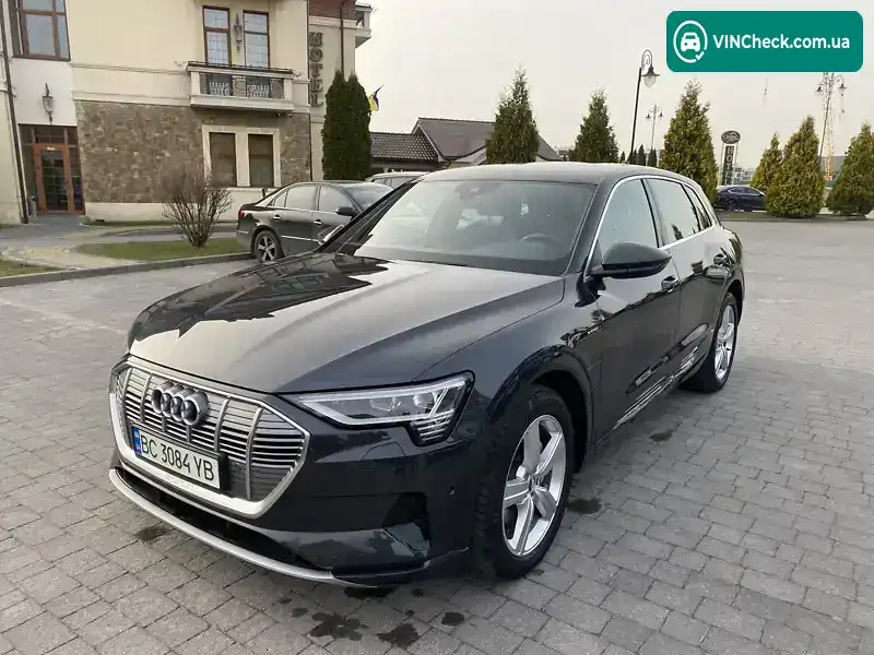 Audi e-tron 2019, фото з оголошення 1 з 20, VIN WAUZZZGE8KB016972
