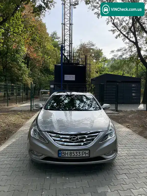 Hyundai Sonata 2011, фото з оголошення 2 з 21, VIN KMHEC4A44BA012280