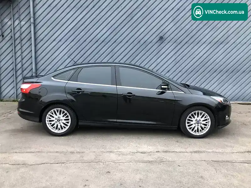 Ford Focus 2012, фото з оголошення 1 з 20, VIN 1FADP3J27DL103182