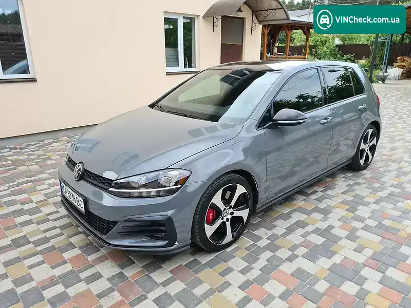 Volkswagen Golf 2019, фото з оголошення 1 з 20, VIN 3VW6T7AU1KM018838