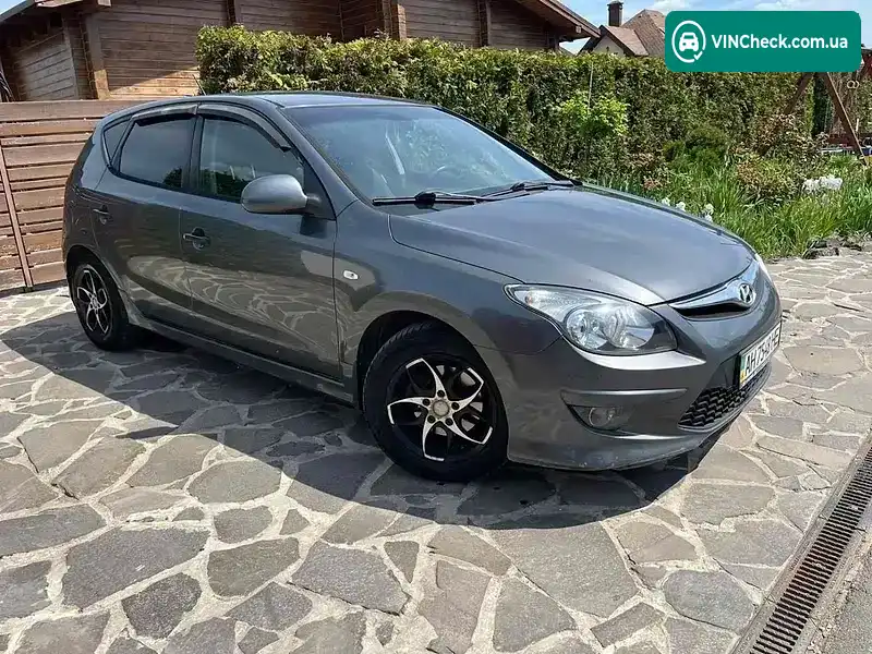 Hyundai i30 2010, фото з оголошення 1 з 17, VIN TMADB51DBBJ162929