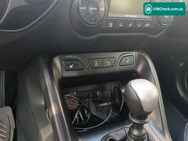 Hyundai ix35 2013, фото з оголошення 1 з 20, VIN TMAJU81VCEJ536605