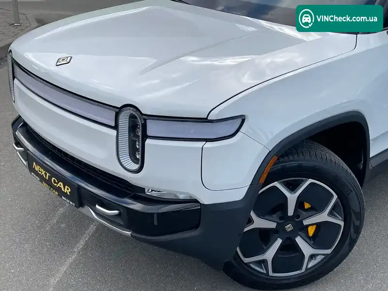Rivian R1S 2023, фото з оголошення 2 з 20, VIN 7PDSGABAXPN021962