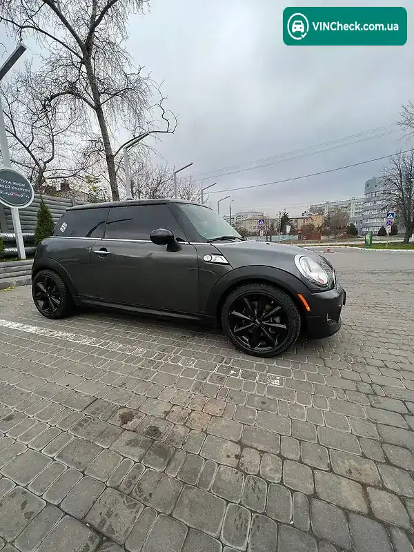 MINI Hatch 2013, фото з оголошення 1 з 20, VIN WMWSV3C5XDT479175