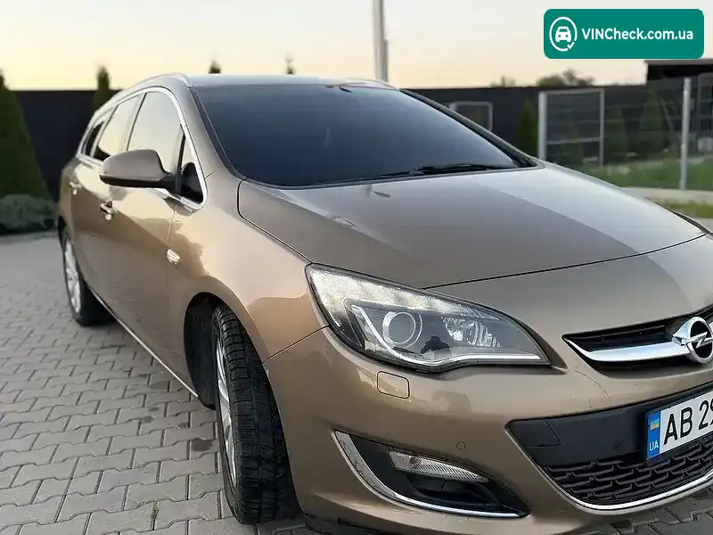 Opel Astra 2012, фото з оголошення 2 з 20, VIN W0LPE8EH2D8017031