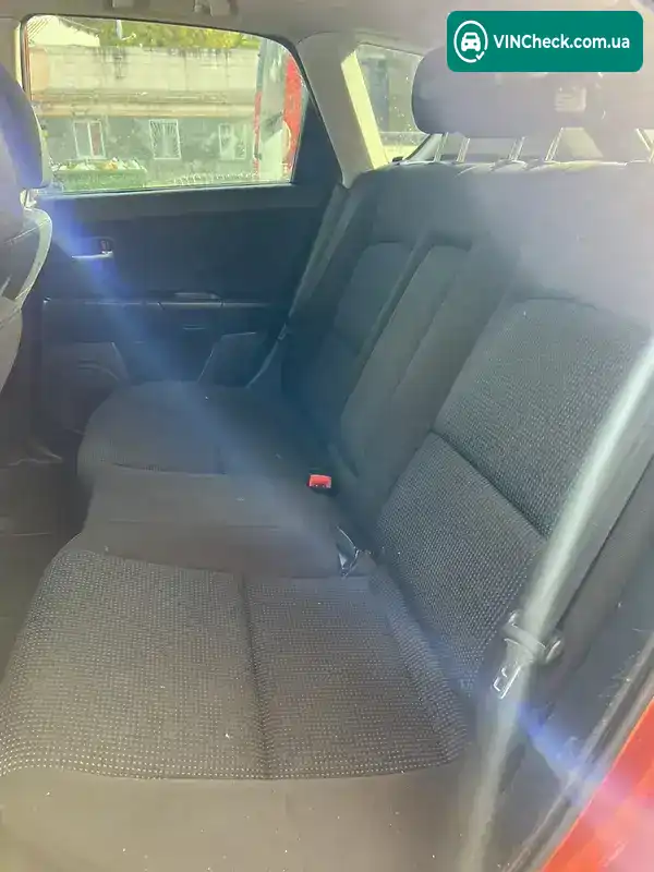 Mazda 3 2005, фото з оголошення 2 з 20, VIN JMZBK14Z251243603