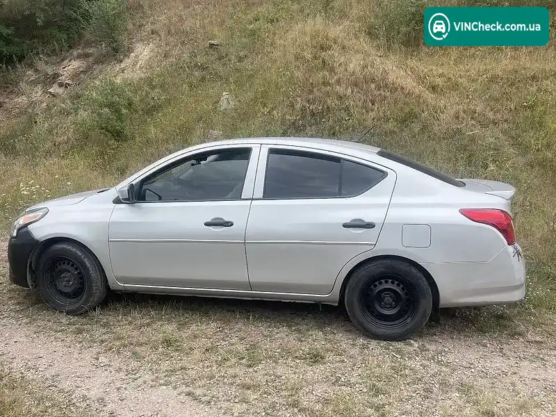 Nissan Versa 2018, фото з оголошення 2 з 7, VIN 3N1CN7AP7JL884769