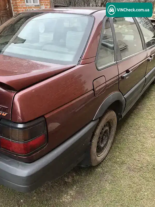 Volkswagen Passat 1991, фото з оголошення 2 з 20, VIN WVWZZZ31ZME113022