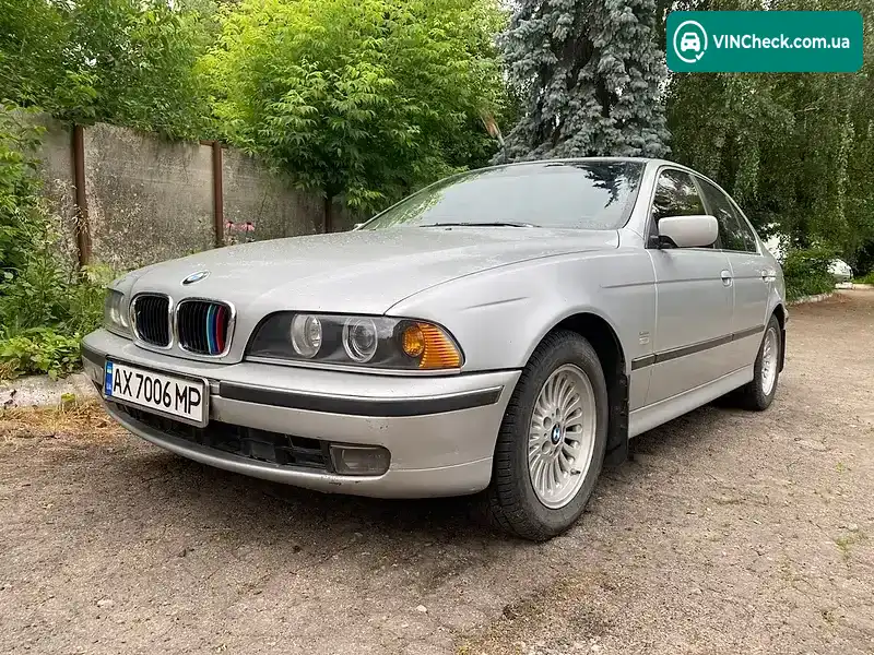 BMW 5 Series 2000, фото з оголошення 1 з 17, VIN WBADM110X0GP18783
