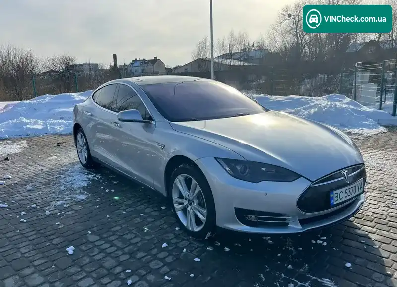 Tesla Model S 2013, фото з оголошення 2 з 20, VIN 5YJSA2DN7DFP18384