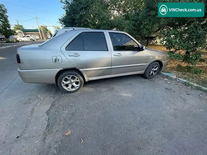 Chery Amulet 2008, фото з оголошення 2 з 9, VIN Y6DDA11B48D022599