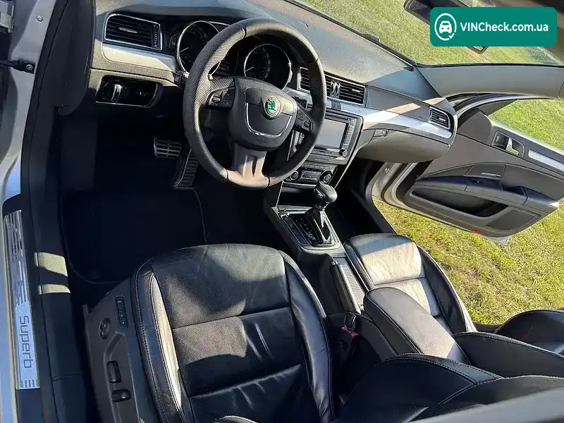 Skoda Superb 2013, фото з оголошення 2 з 21, VIN TMBJF73T9D9015275
