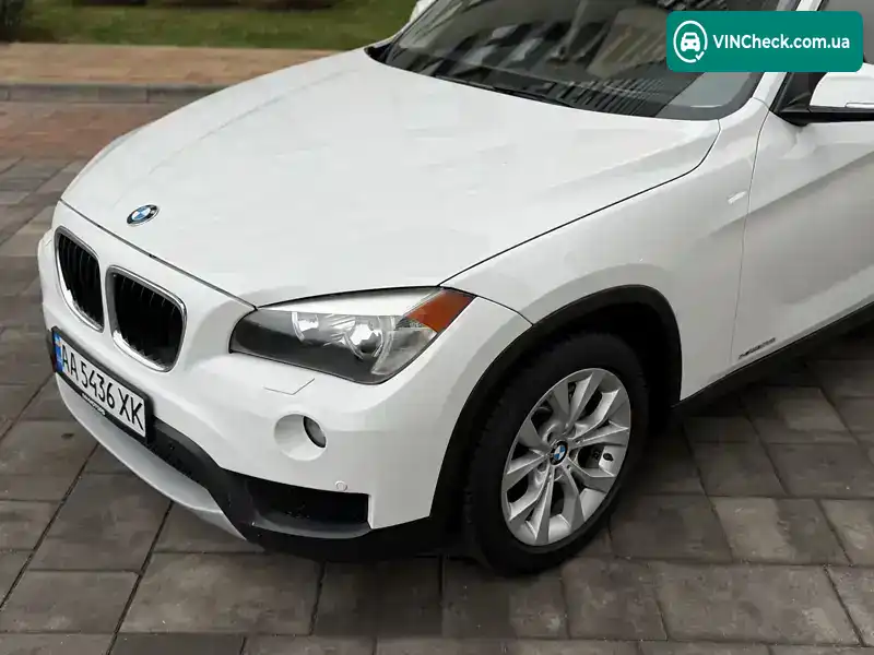 BMW X1 2013, фото з оголошення 2 з 21, VIN WBAVL1C5XDVR89473