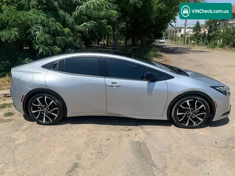 Toyota Prius 2024, фото з оголошення 2 з 20, VIN JTDACACU5R3017971