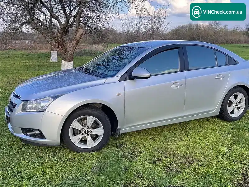 Chevrolet Cruze 2011, фото з оголошення 1 з 10, VIN KL1JF6959BK098410