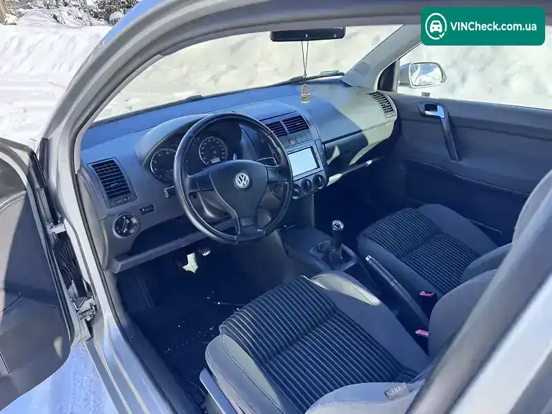 Volkswagen Polo 2005, фото з оголошення 2 з 21, VIN WVWZZZ9NZ6Y079656