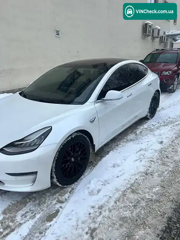 Tesla Model 3 2017, фото з оголошення 2 з 21, VIN 5YJ3E1EA7HF002136