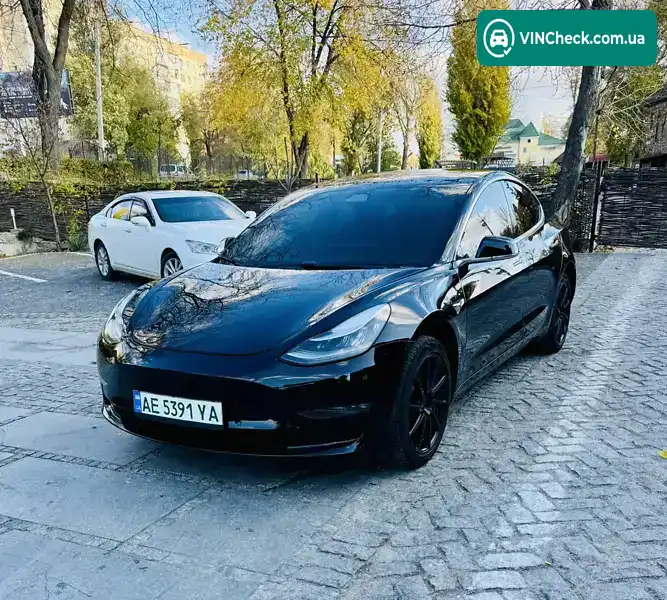 Tesla Model 3 2019, фото з оголошення 1 з 20, VIN 5YJ3E1EA5KF396081