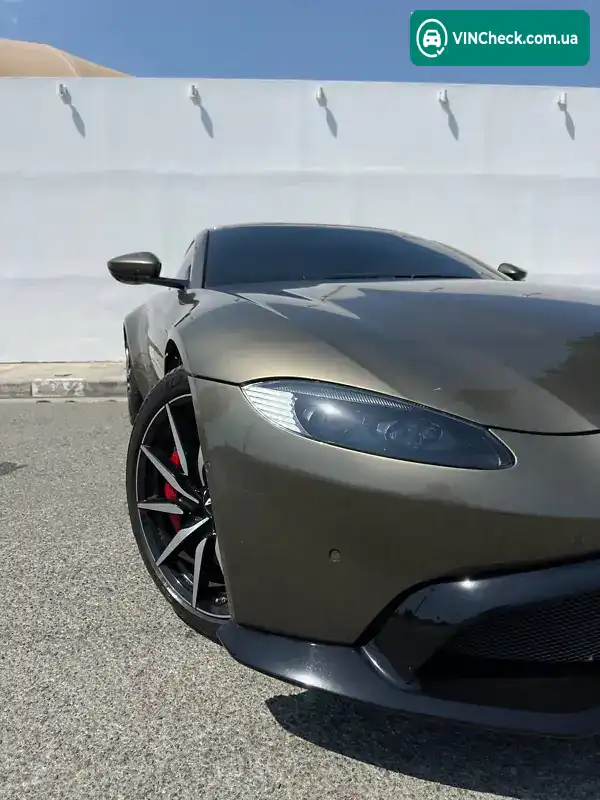 Aston Martin Vantage 2018, фото з оголошення 2 з 20, VIN SCFSMGAW7KGN00614