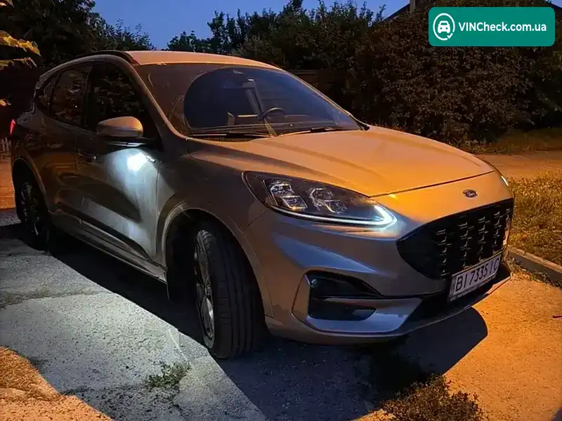 Ford Kuga 2022, фото з оголошення 1 з 14, VIN WF0FXXWPMFNR61048