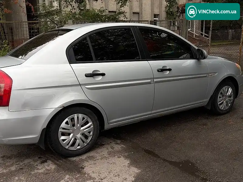 Hyundai Accent 2008, фото з оголошення 2 з 18, VIN Y6LCM41AP8L005722