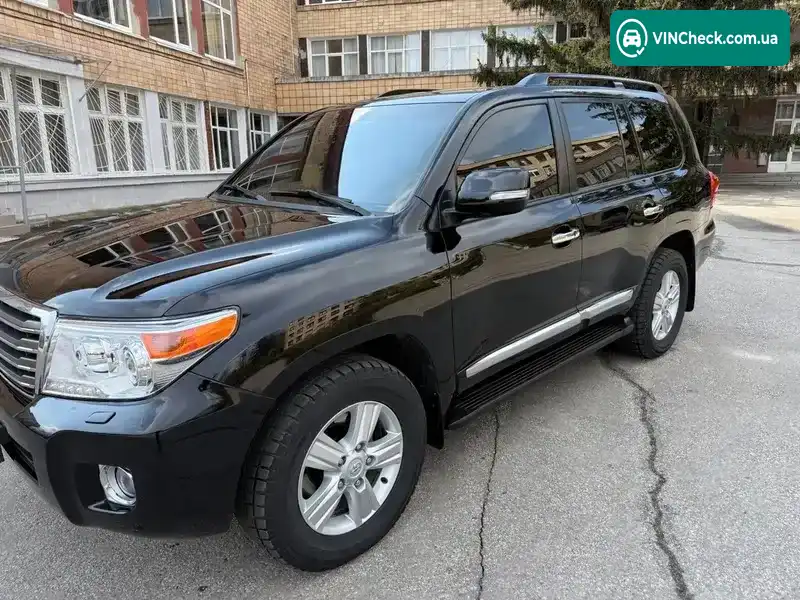 Toyota Land Cruiser 2012, фото з оголошення 1 з 17, VIN JTMCV05J404088074