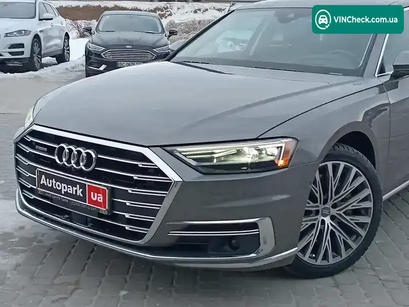 Audi A8 2019, фото з оголошення 2 з 21, VIN WAU8DAF84KN017719