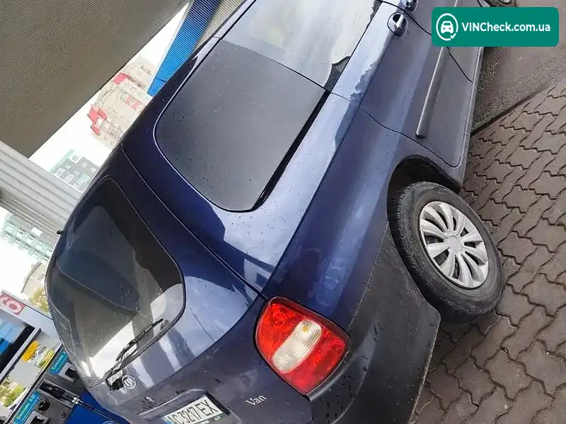 Kia Carnival 2000, фото з оголошення 2 з 8, VIN KNEUP7512Y6122103