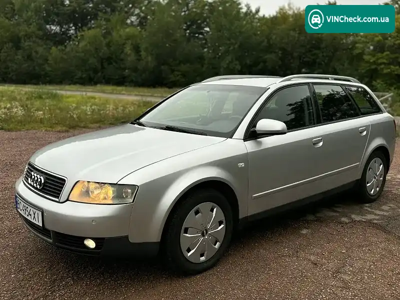 Audi A4 2002, фото з оголошення 1 з 16, VIN WAUZZZ8E83A106726