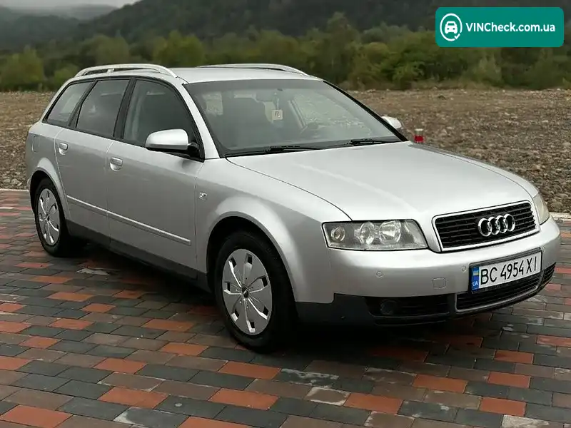 Audi A4 2002, фото з оголошення 2 з 16, VIN WAUZZZ8E83A106726
