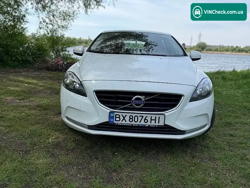 Volvo V40 2012, фото з оголошення 2 з 7, VIN YV1MV5151D2033185