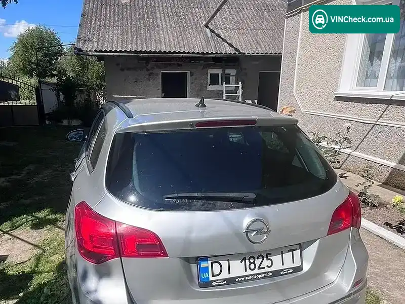 Opel Astra 2012, фото з оголошення 2 з 8, VIN W0LPD8EK7D8022451