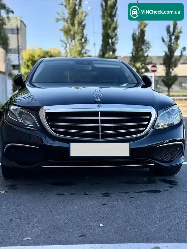 Mercedes-Benz E-Class 2018, фото з оголошення 2 з 12, VIN WDDZF0FB5KA558850